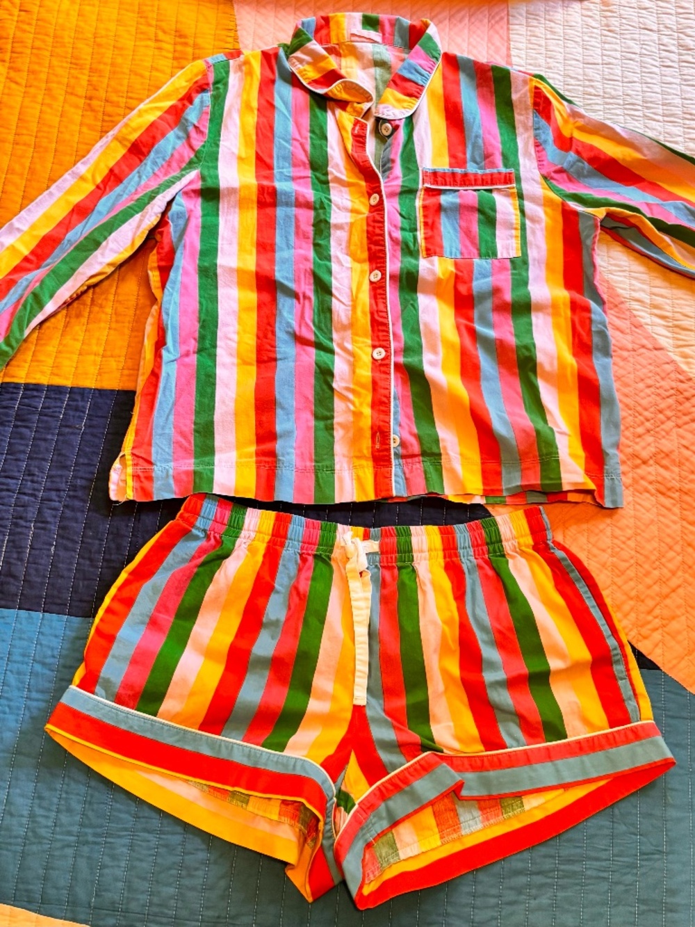 ban.do rainbow stripe pajama set (leisure shirt and shorts) size medium